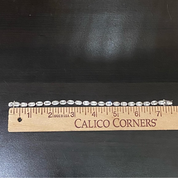 Vintage FAS 925 Stamped Sterling Silver CZ Cubic Zirconia Tennis Bracelet - Picture 11 of 16